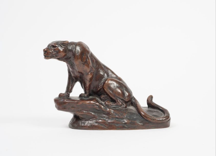 Clovis-Edmond MASSON (1838-1913) 

Lionne. 

Epreuve en bronze à patine brune. 
&hellip;