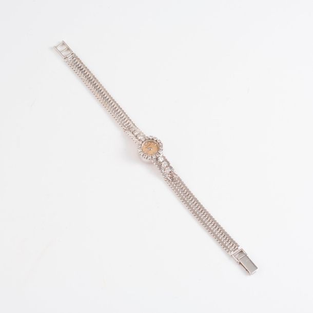 JAEGER LECOULTRE 

Montre bracelet de dame en or gris (750) et platine (850).

B&hellip;