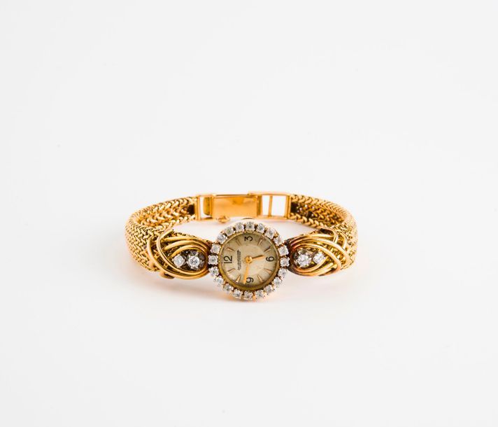 JAEGER LECOULTRE 

Montre bracelet de dame en or jaune (750). 

Boîtier rond. 

&hellip;