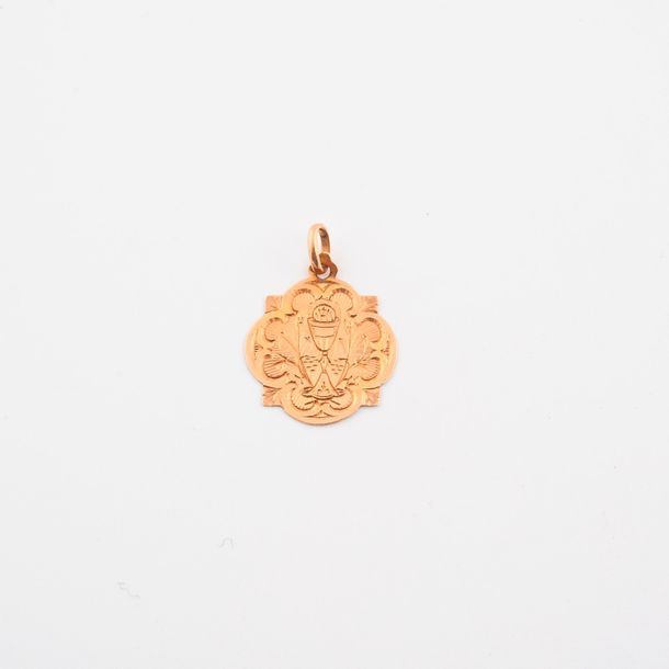 Null Médaille en or rose (750) chiffrée et datée du 22 mai 1894.

Poids : 0,9 g.&hellip;