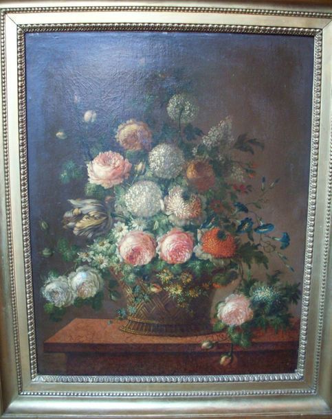 ECOLE FRANCAISE Dans le Goût de la Fin du XVIIIe siècle Corbeille de fleurs sur &hellip;