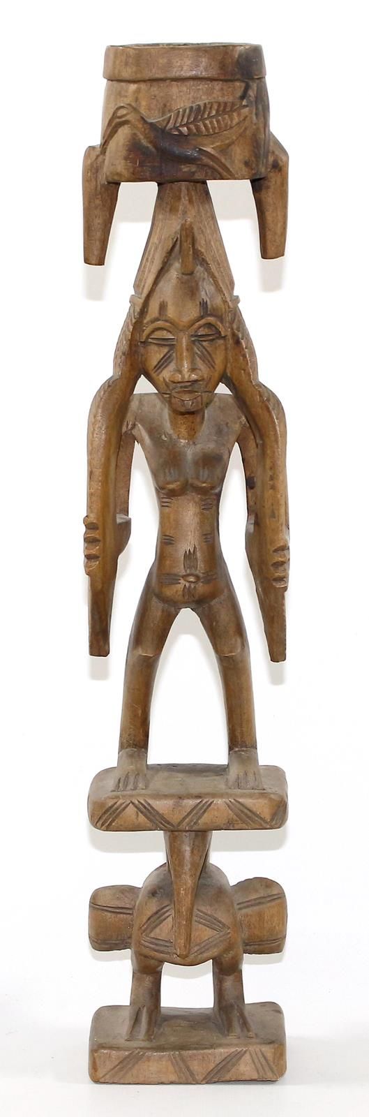 Senufo Elfenbeinküste Ritual medicine figure. Female figure standing on a bird. &hellip;