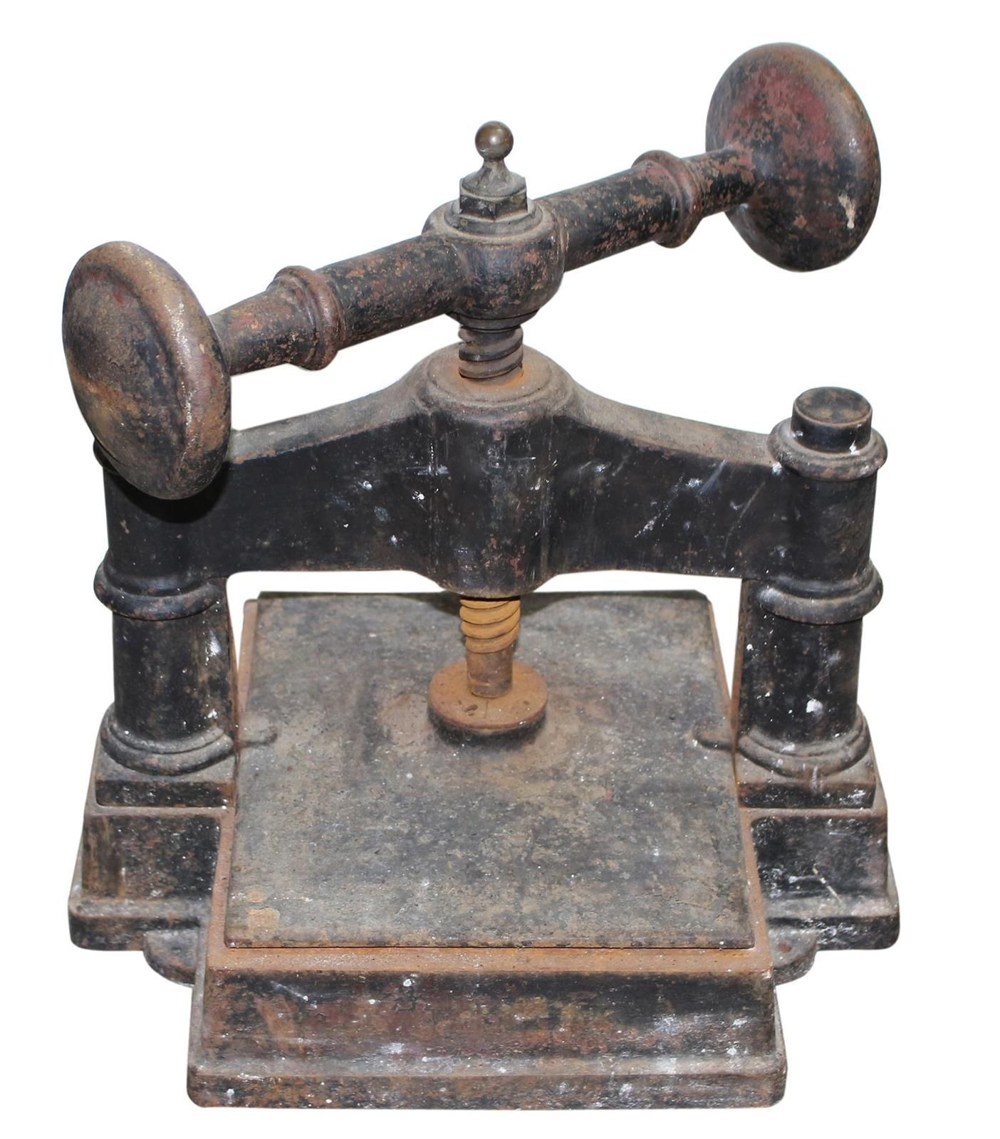 Buchpressen. 3 prensas alrededor de 1900, de fundición de hierro. Mecánica en bu&hellip;