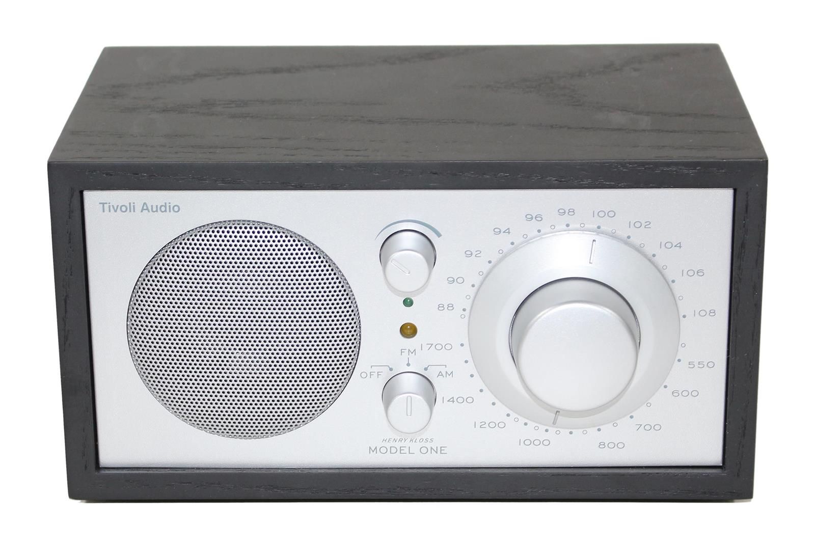 Tivoli Audio Modell one. 4 Radios in 3 Varianten. Entwurf Henry Kloss. Optisch g&hellip;