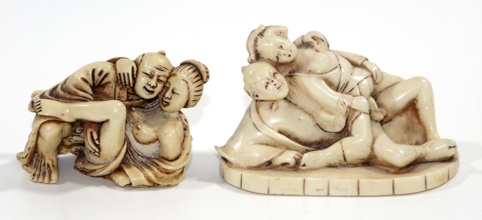 Erotika Kleinsammlung de 7 objets, dont des figurines en porcelaine. Paire de sh&hellip;