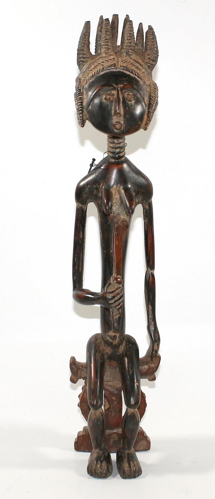 Ashanti sitzende Frau. Sitzende Stammesfrau mit Ritualmesser. 10 Hochstehende Zö&hellip;