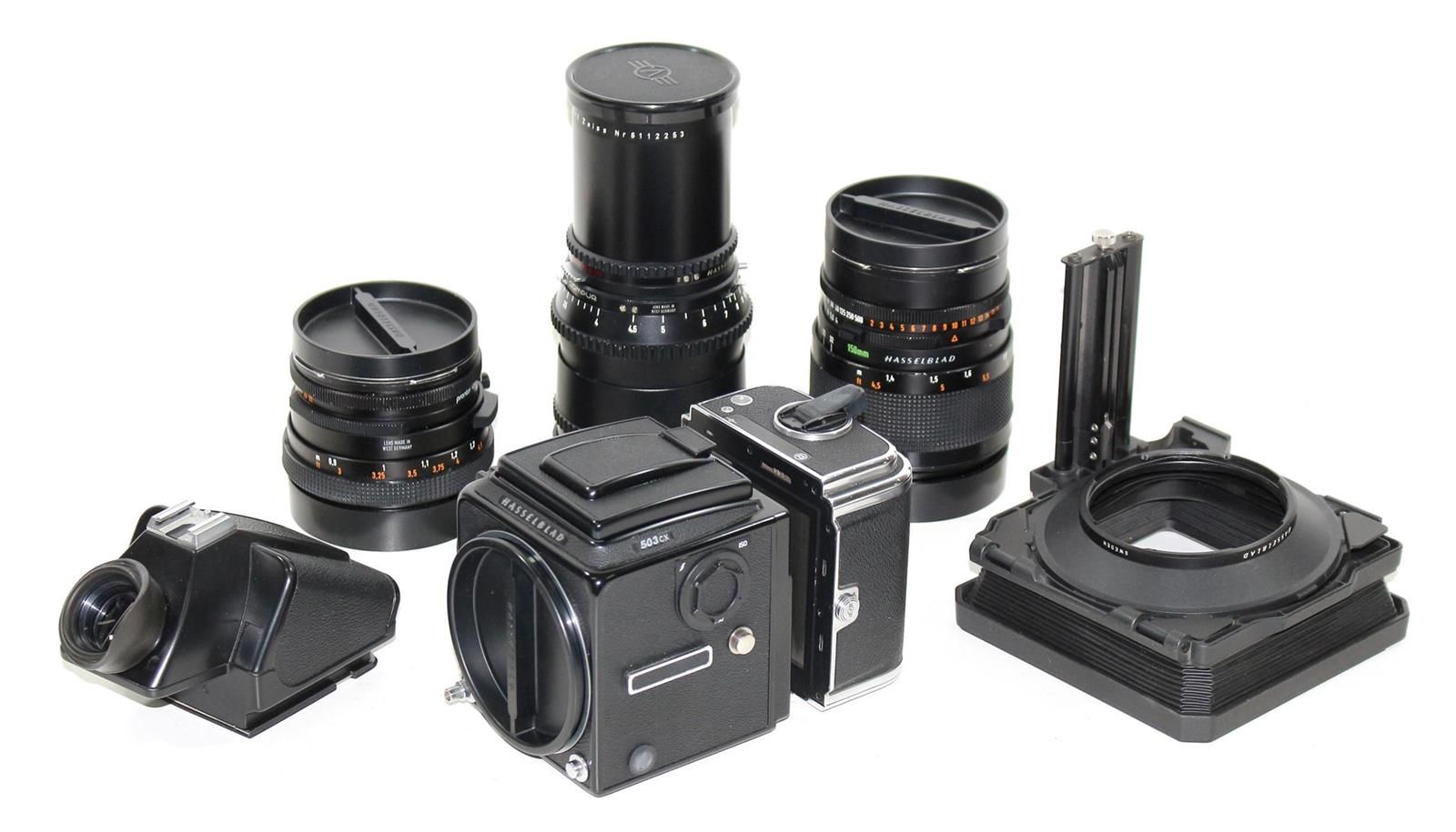 Hasselblad 503 CX mit Accesorios. Cuerpo de cámara negro, con: Hasselblad 80 Zei&hellip;
