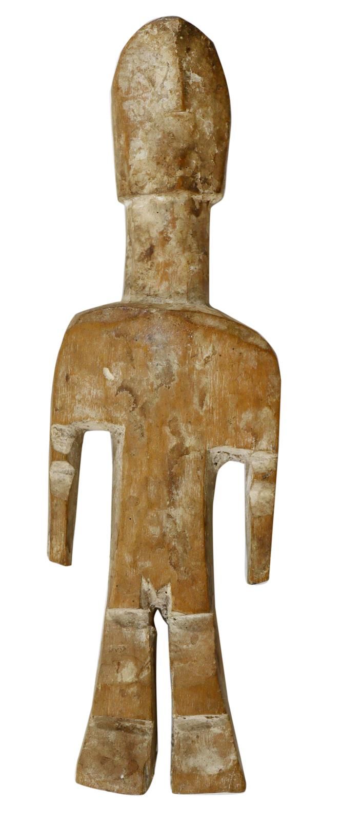 Ahnenfigur wohl Lega 博士。刚果。天真地雕刻的男性形象。淡淡的木香，头在长颈上。高：16厘米。 D