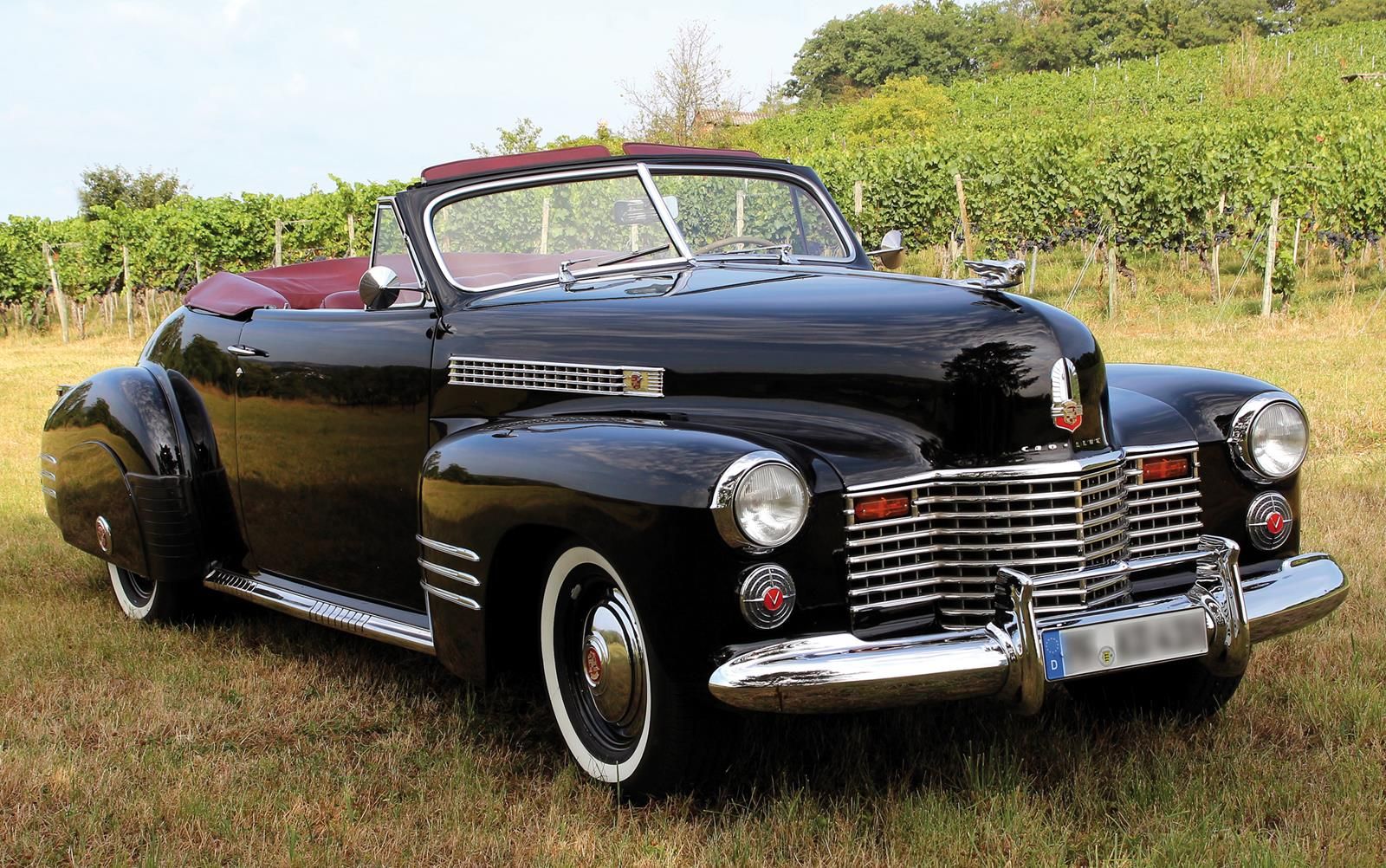 Cadillac Convertible. 系列62，41-62c。底盘号8345858。功率96千瓦。汽油发动机，V型8缸。排水量5,571毫升。速度表读数：&hellip;