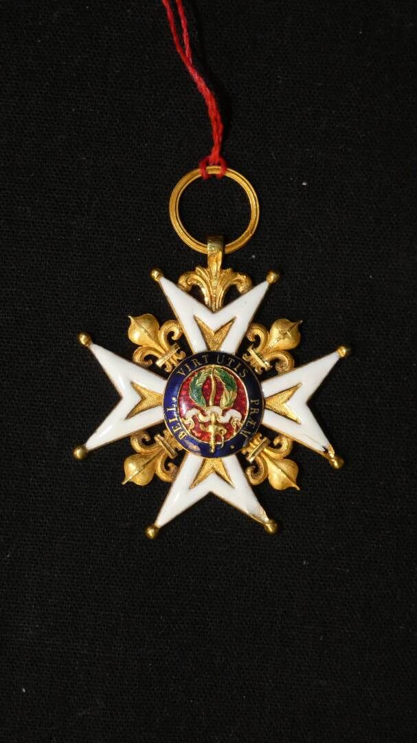 Null Croix de Chevalier de l'ordre de "Saint Louis", en or, époque "Restauration&hellip;