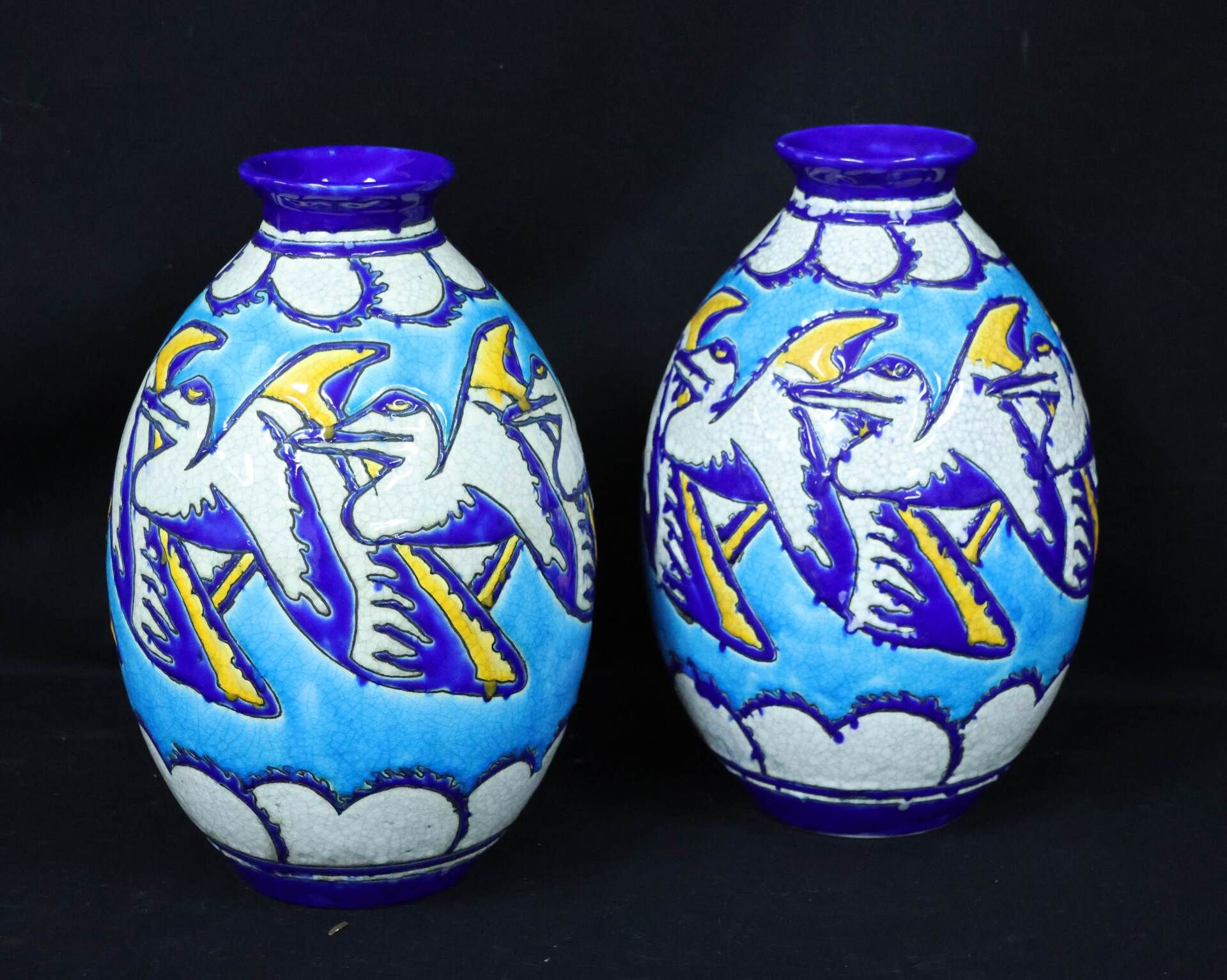 Null Charles CATTEAU (1880-1966), BOCH FRERES, LA LOUVIERE. Paire de vases en fa&hellip;
