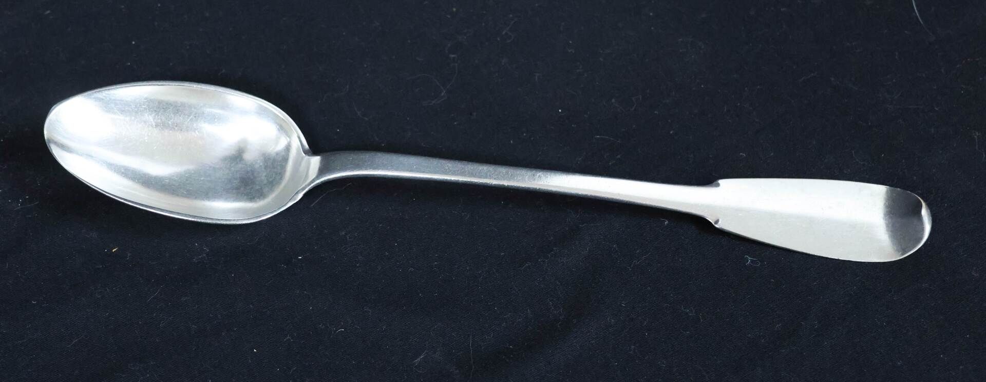 Null Solid silver uni-flat ragout spoon, monogrammed spatula. Marked 1° coq Pari&hellip;