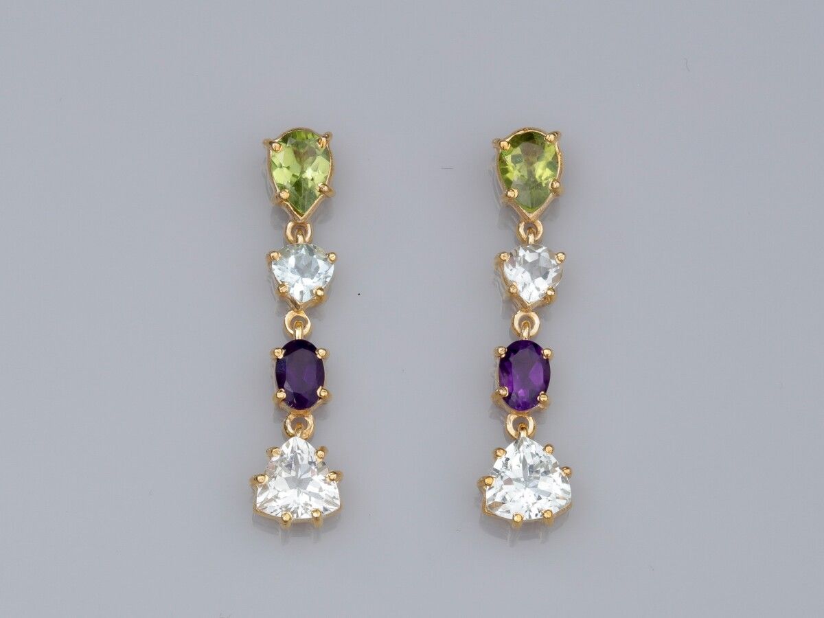 Null Pair of long earrings in 925 silver vermeil, set with multicolored gemstone&hellip;