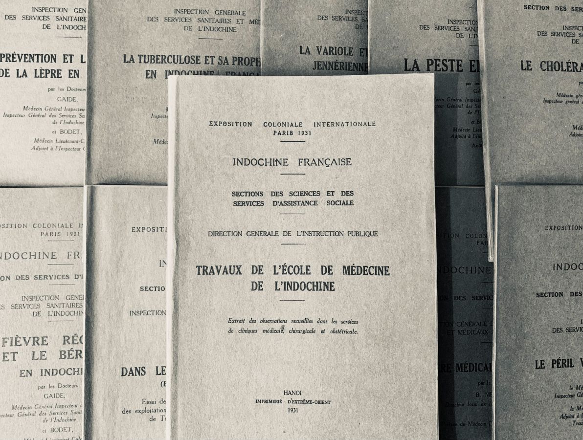 Null [La Médecine en Indochine] Ensemble de 11 livres et plaquettes édités à Han&hellip;