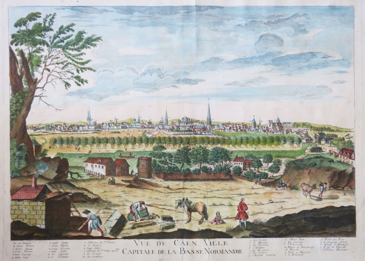 Null CALVADOS (14) - 巨大的 "下诺曼底省会城市CAEN的景色"。18世纪。彩色雕版画。分层纸。主题下的标题。边缘。稀有的。45 x 61厘&hellip;