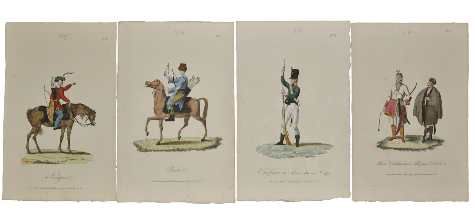 Null 弗朗索瓦-路易斯-库切，之子。巴黎，Nepveu。献给俄国军队的系列版画。大约1820年。
21幅版画，全部用水彩画加强。每幅24 x 16厘米。Фр&hellip;