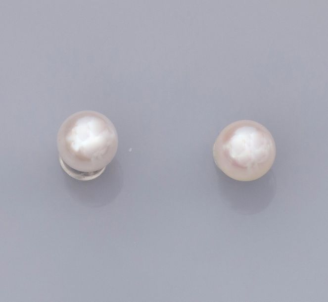Null Paire de boucles d'oreilles serties de perles de culture diamètre 6.5/7 mm,&hellip;