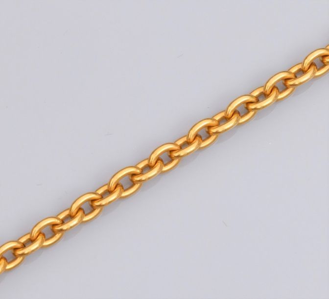   Collier en or jaune 750°/00 (18K), maille forçat. Première partie du XXe siècl&hellip;