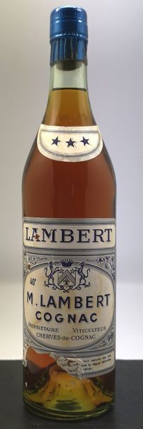 Null Une bouteille COGNAC 3 étoiles - M. LAMBERT Etiquette légèrement tachée et &hellip;