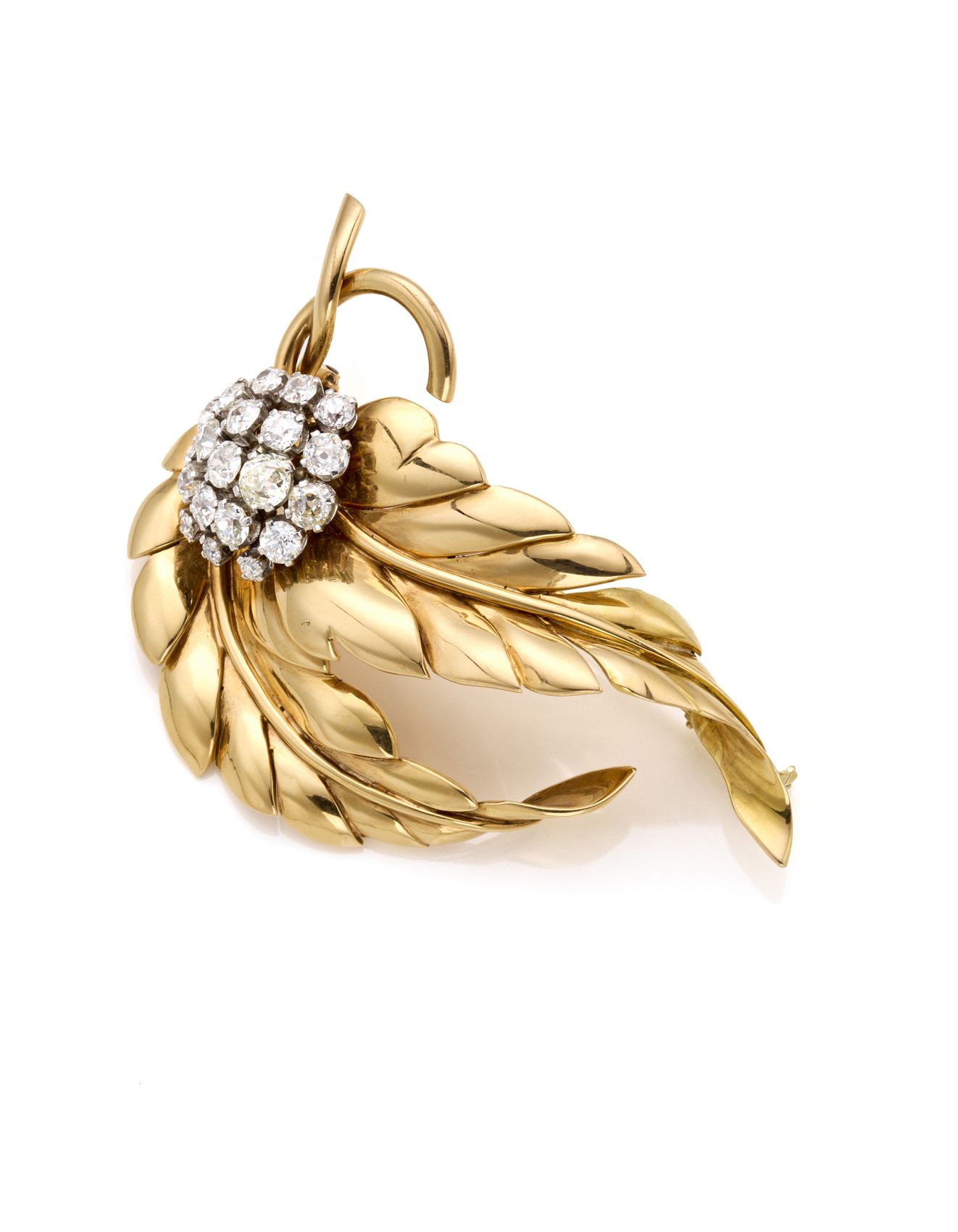 Null Yellow gold and platinum flower shaped brooch accented with old mine diamon&hellip;
