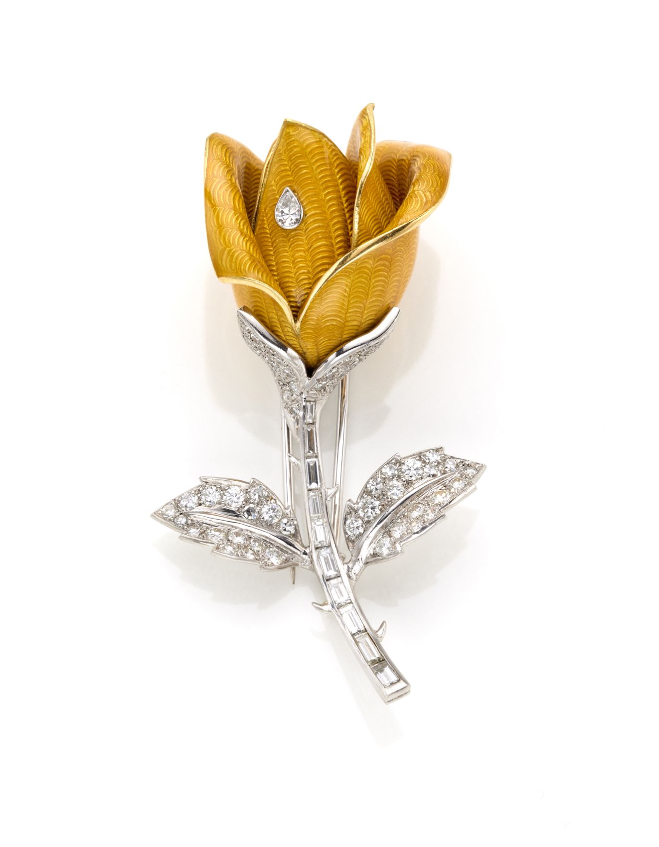 Null BOUCHERON
Broche en or bicolore en forme de rose avec diamants baguette et &hellip;