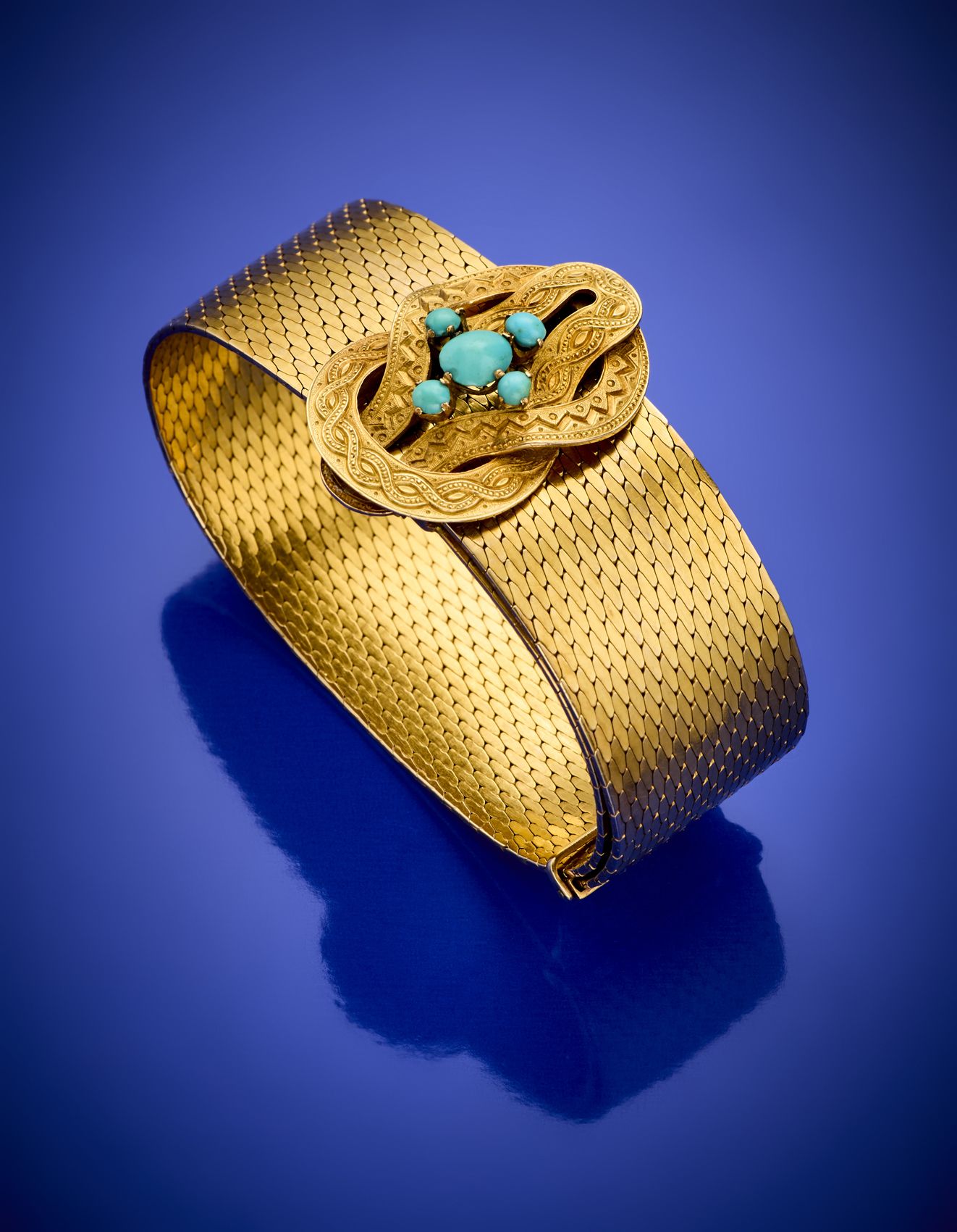 Null Verstellbares Armband aus Gelbgold mit gemeißelter Schließe, verziert mit C&hellip;
