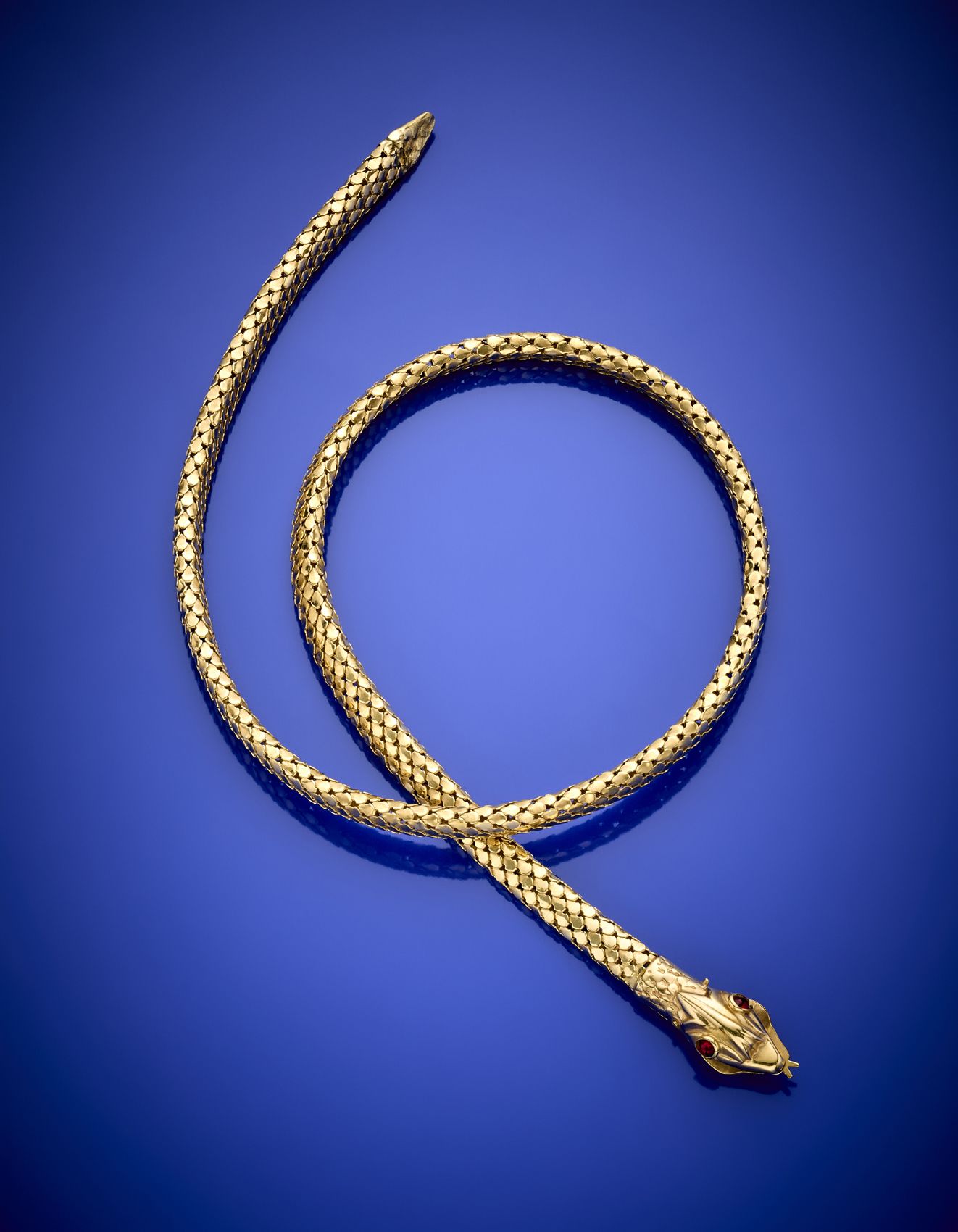 Null Collar de oro amarillo de 12 quilates en forma de serpiente con pastas de v&hellip;