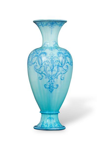 Null Théodore DECK (1823 - 1891)
Haut vase de forme balustre en faïence émaillée&hellip;