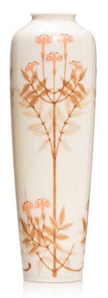 Null Manufacture Nationale de Sèvres
circa 1902
Vase conique en porcelaine à déc&hellip;