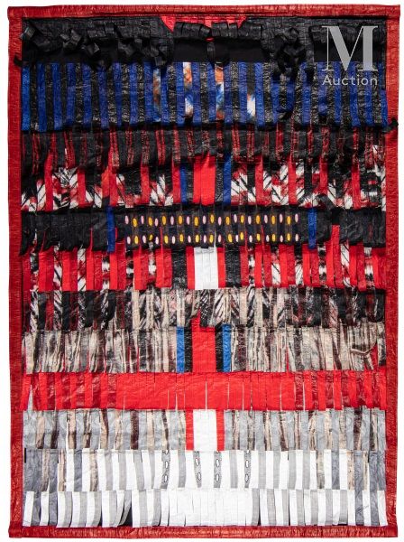 Abdoulaye KONATÉ (né en 1953) 灰色加蓝色的构成，2016年

纺织品组合，挂毯右下角有签名和日期，背面有会签、日期和标题的bold&hellip;