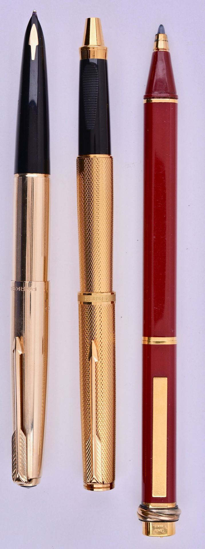 Null CARTIER 	/ PARKER

3 stylos : un bille Vendôme laque bordeaux. Un plume 61 &hellip;