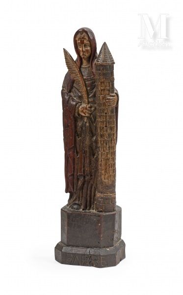 Statuette monoxyle 在多色木板上，代表圣巴巴拉的脸部表情，拿着殉道的手掌，拿着她被囚禁的塔。底座上有一个凹陷的铭文 "Sainte Barbe&hellip;