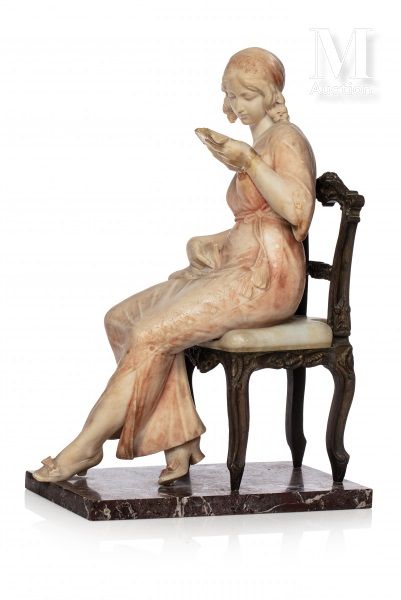 Giuseppe GAMBOGI (1862-1938) 坐在椅子上阅读的年轻优雅女性

抛光的雪花石和镀金的金属雕塑。

长方形的底座，有脉络的淡紫色大理石。&hellip;