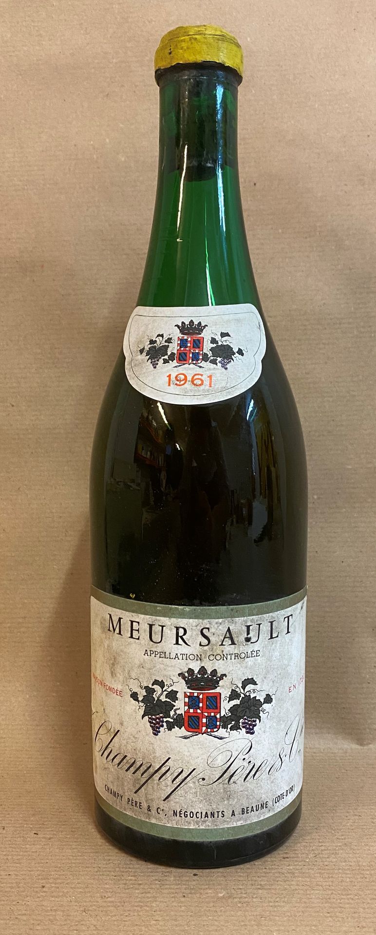 Null 1 bouteille MEURSAULT Champy P&F 1961 (étiquette tachée, étiquette légèreme&hellip;
