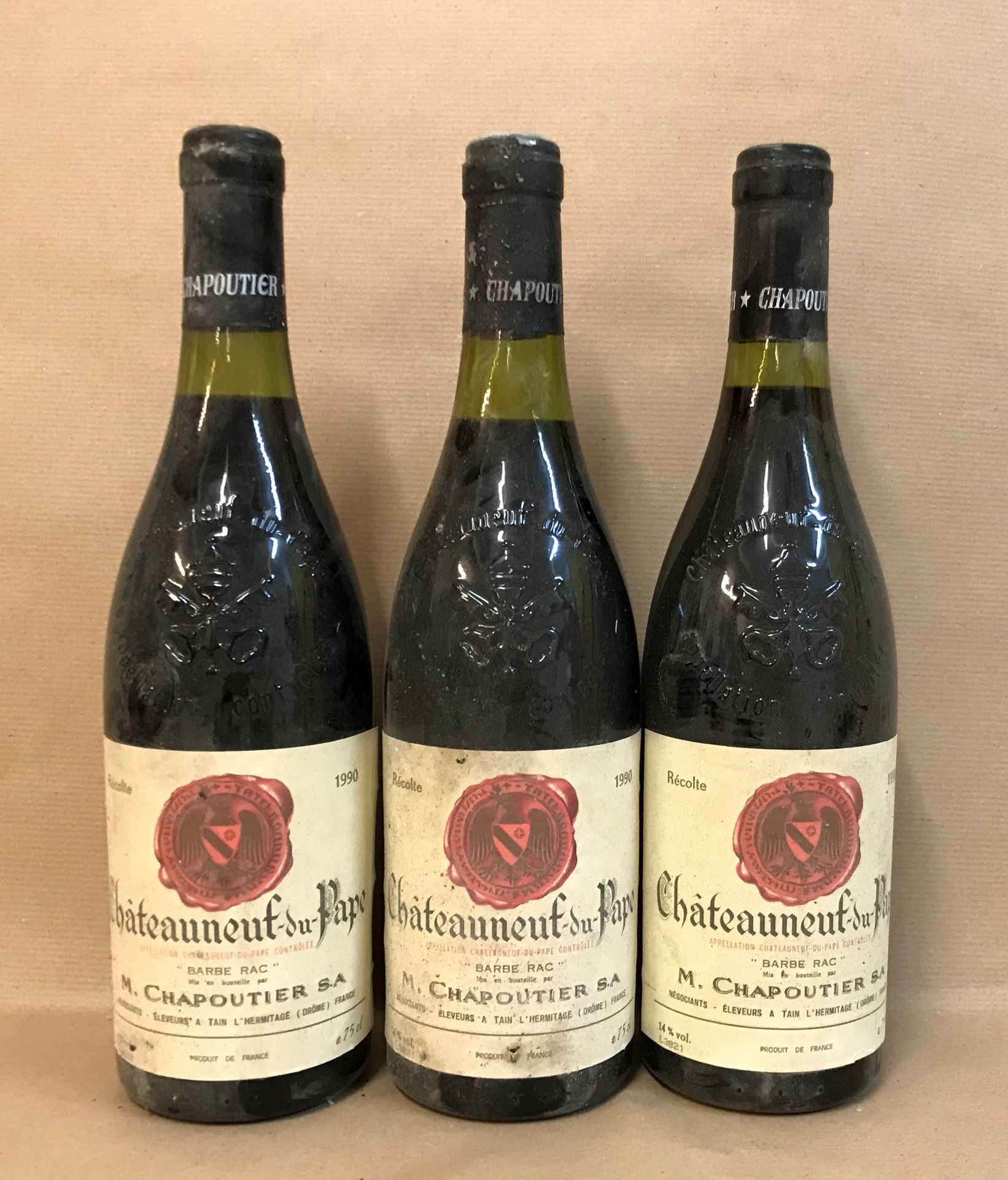 Null 3 bouteilles CHÂTEAUNEUF-DU-PAPE M. Chapoutier 1990 (étiquette légèrement t&hellip;