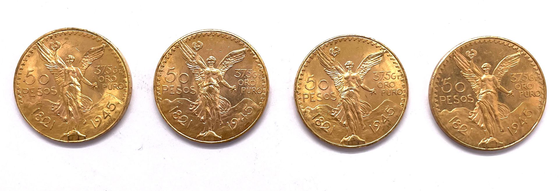 Null Mexique 

Lot de quatre monnaies de 50 Pesos 1945

A : La Victoire ailée de&hellip;