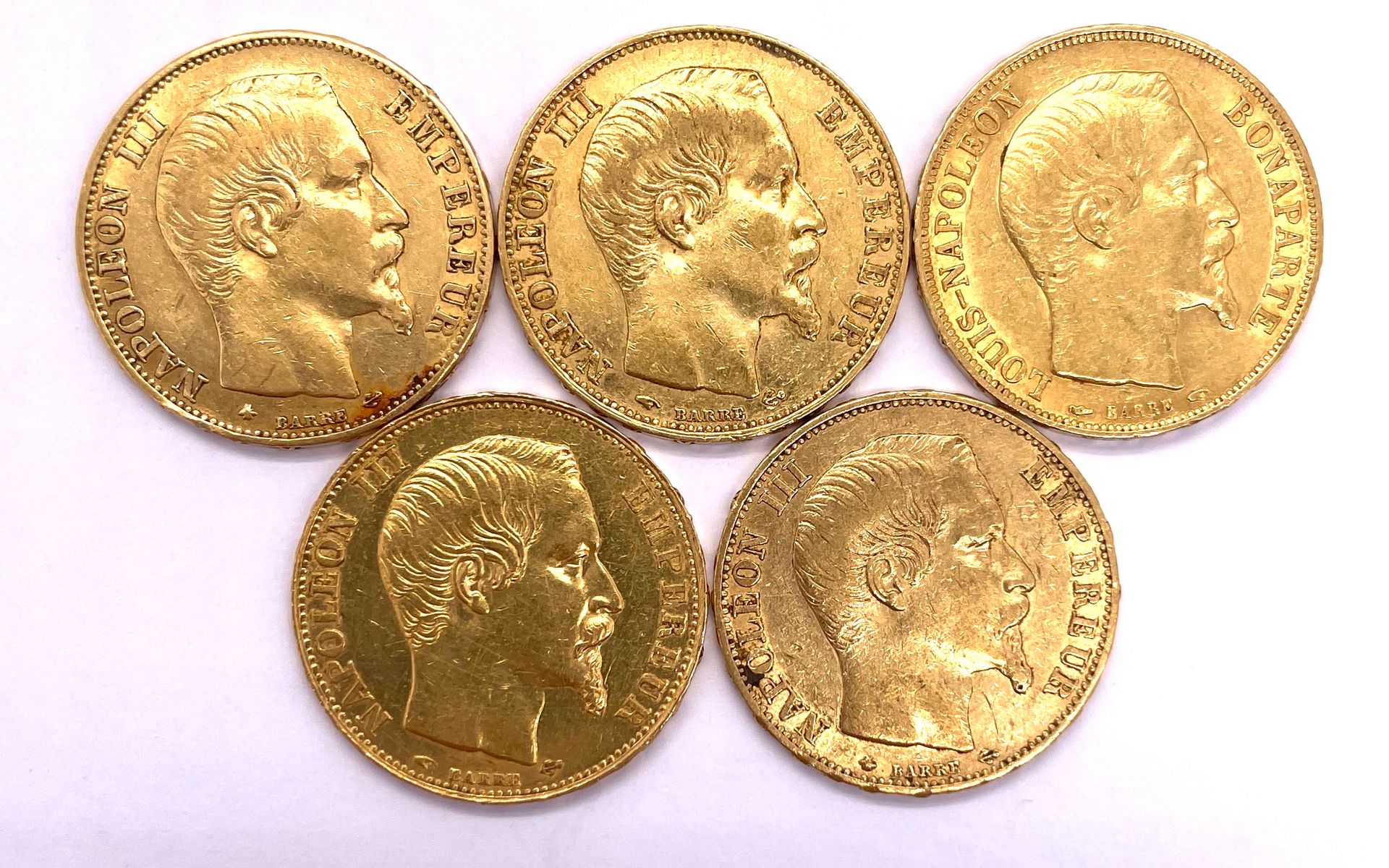 Null France - Napoléon III (1851 – 1870)

Lot de cinq monnaies de 20 francs Napo&hellip;