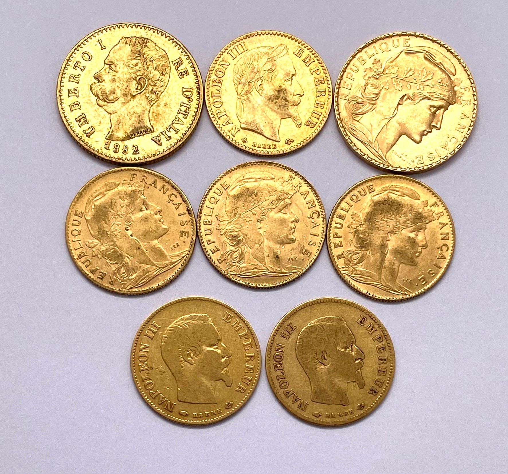 Null Monde - 

Lot de huit monnaies en or comprenant une 20 Francs, une 20 Lire &hellip;