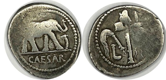 Rome – Jules César (100 - 44 av J.C) 
Un denier 
A : Éléphant passant à droite 
&hellip;