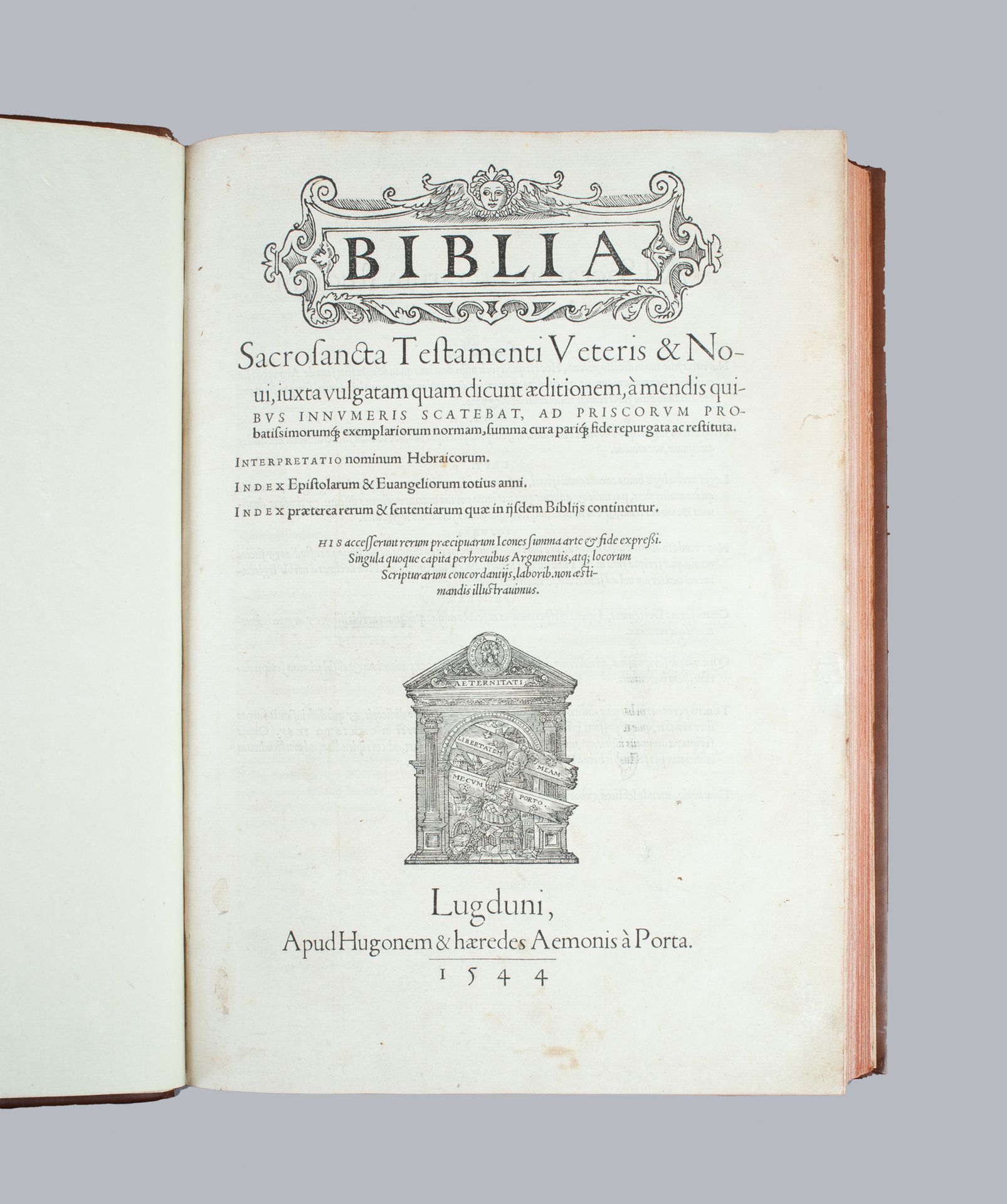 BIBLE. Biblia sacrosancta Testamentis Veteris & Novi. Lyon, [Jean et François Fr&hellip;