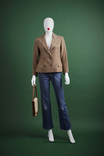 CARVEN HAUTE-COUTURE - 1970/80's Suit

in prince of Wales wool, praline and haze&hellip;