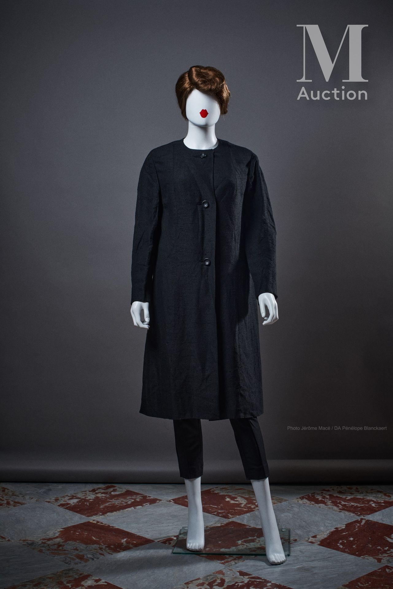 PIERRE BALMAIN (HAUTE COUTURE N°99208) - 1950/60'S Coat 

in black wool-blend cr&hellip;