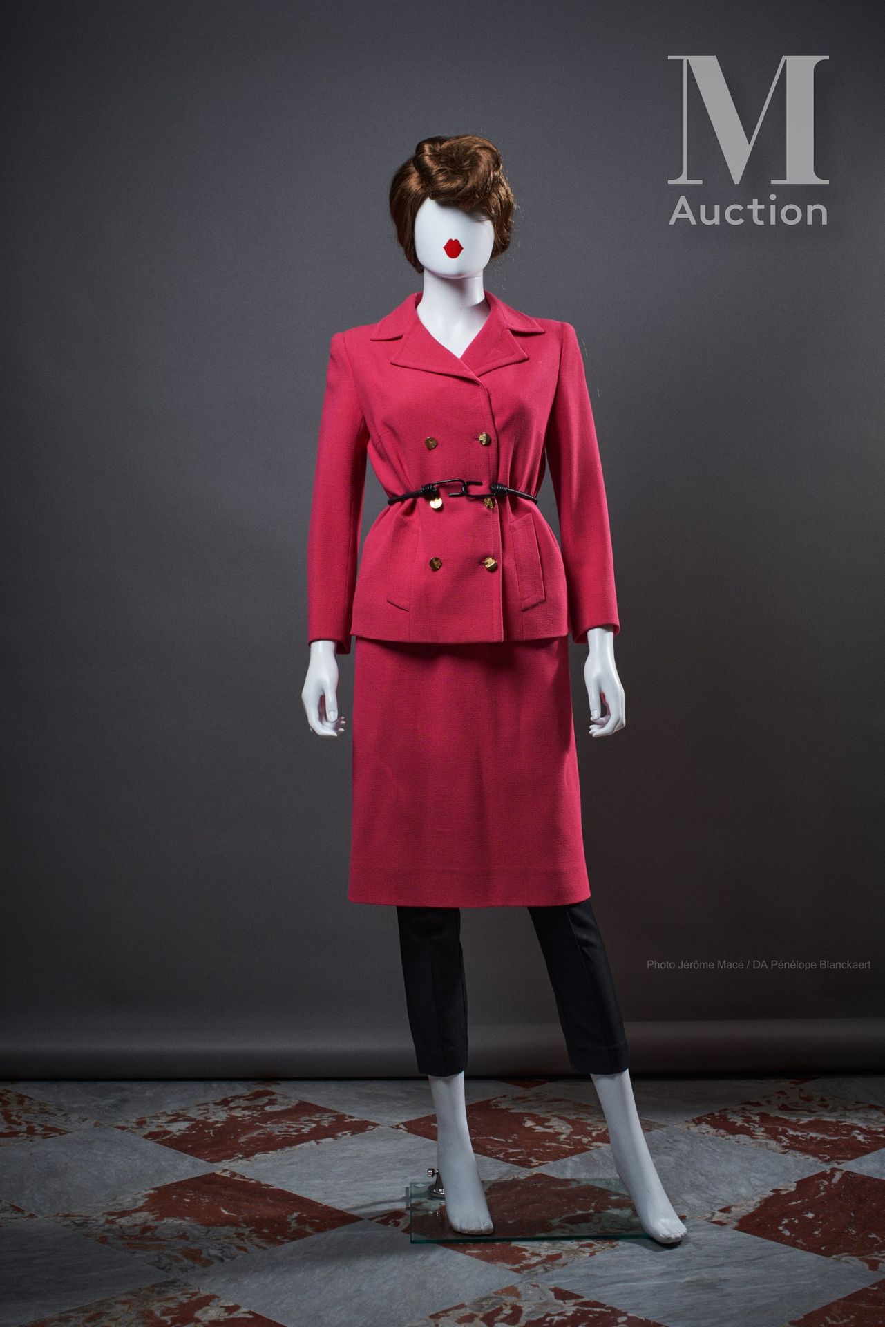 CARVEN (HAUTE-COUTURE) - 1980/90's Tuta 

in crepe di lana rosa confetto: giacca&hellip;
