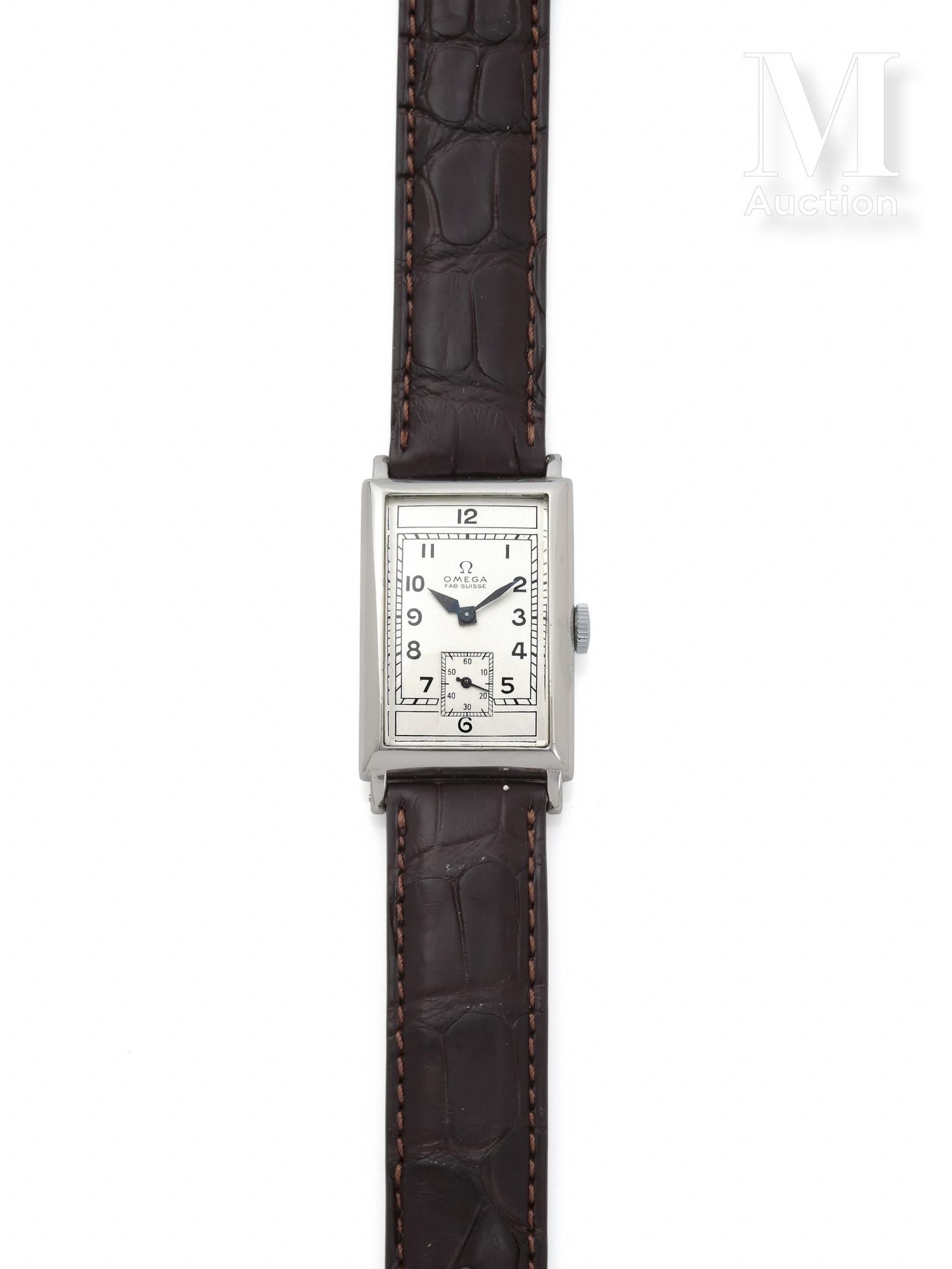 OMEGA Circa 1940

Elegantissimo orologio rettangolare da uomo in acciaio 

Quadr&hellip;