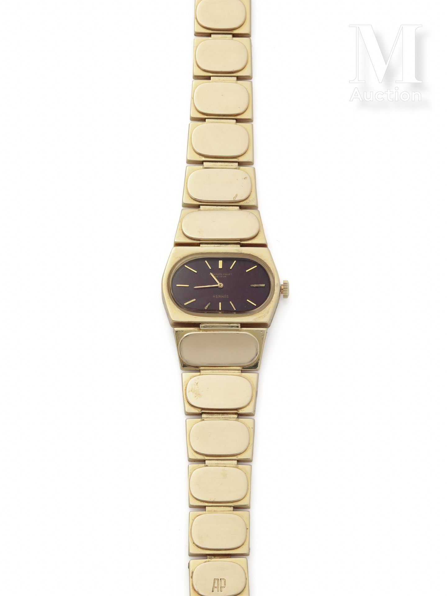 Audemars Piguet pour HERMES Woman's watch 

Circa 1970

Ref.8534

18-carat gold &hellip;