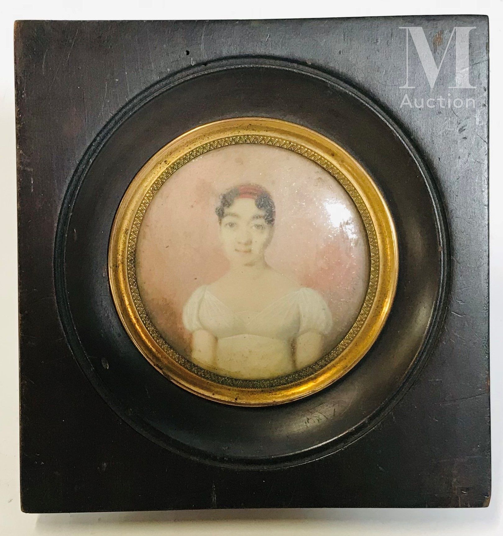 ECOLE FRANCAISE DU XIXème siècle Portrait en buste de femme

Miniature sur ivoir&hellip;
