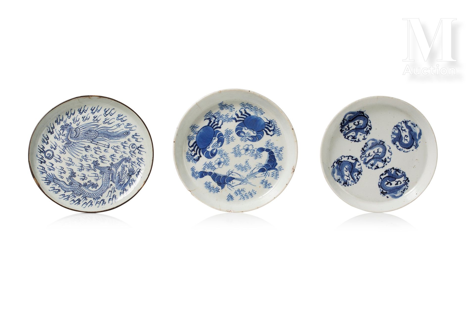 VIETNAM, XVIII-XIXe siècle, Ensemble de trois assiettes en porcelaine con decora&hellip;