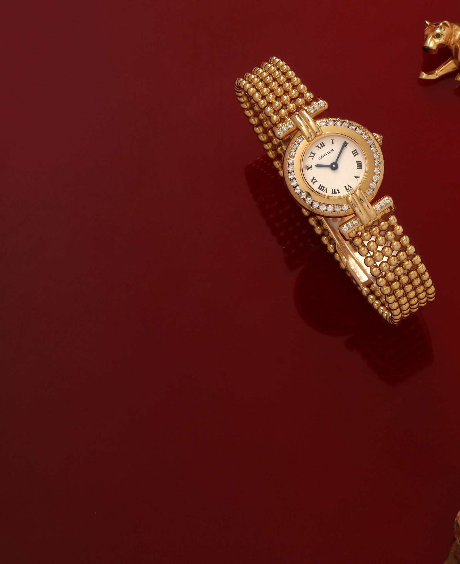 Null CARTIER

« Colisée »

Vers 1990

Élégante montre ronde pour dame en or 18k &hellip;