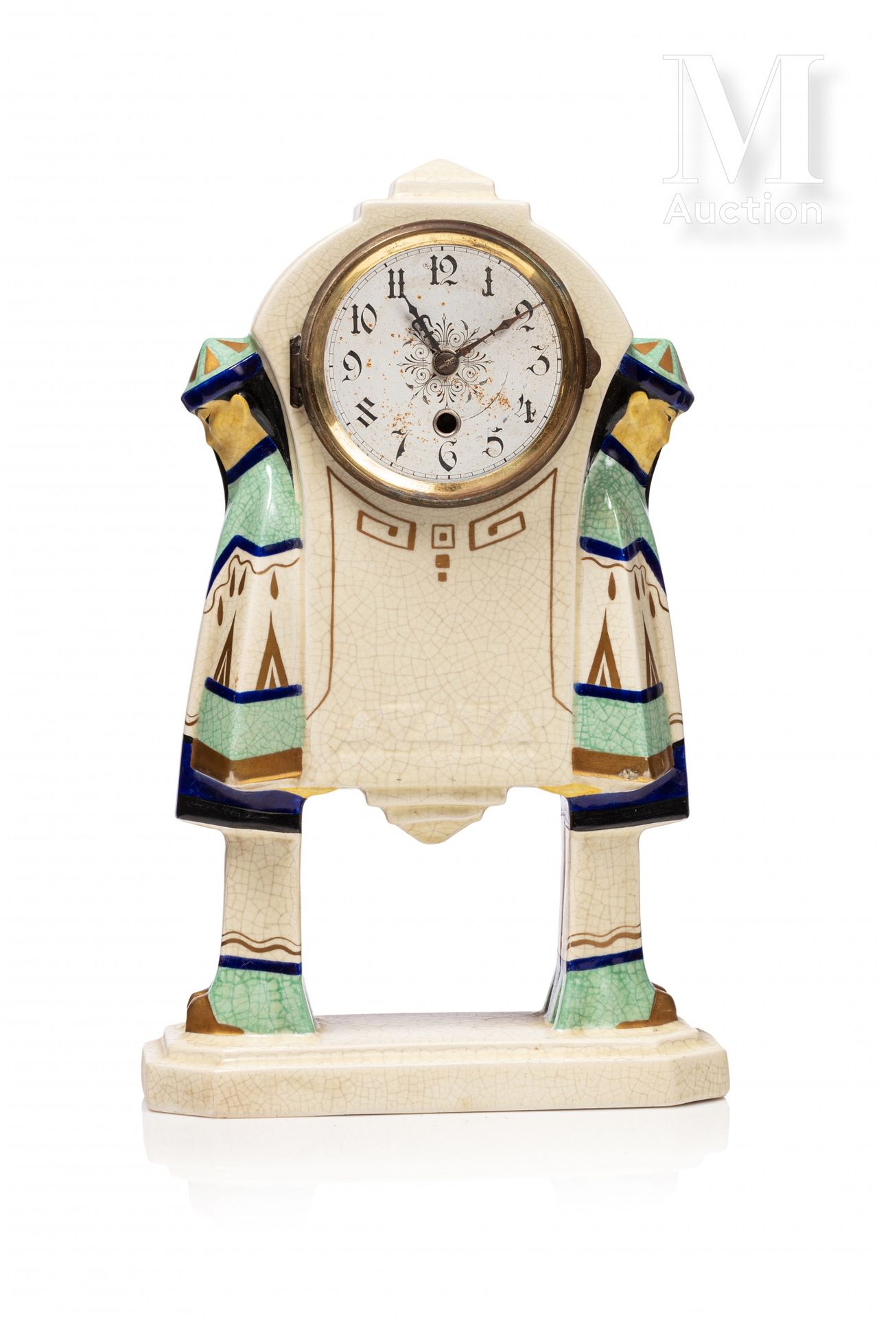 ORCHIES 奥奇斯

"中国时钟"。

覆盖着多色珐琅和黄金亮点的陶器雕塑。

底座下有工厂的墨水印章，提到 "法国制造"，编号为 "4"。

38 x 2&hellip;