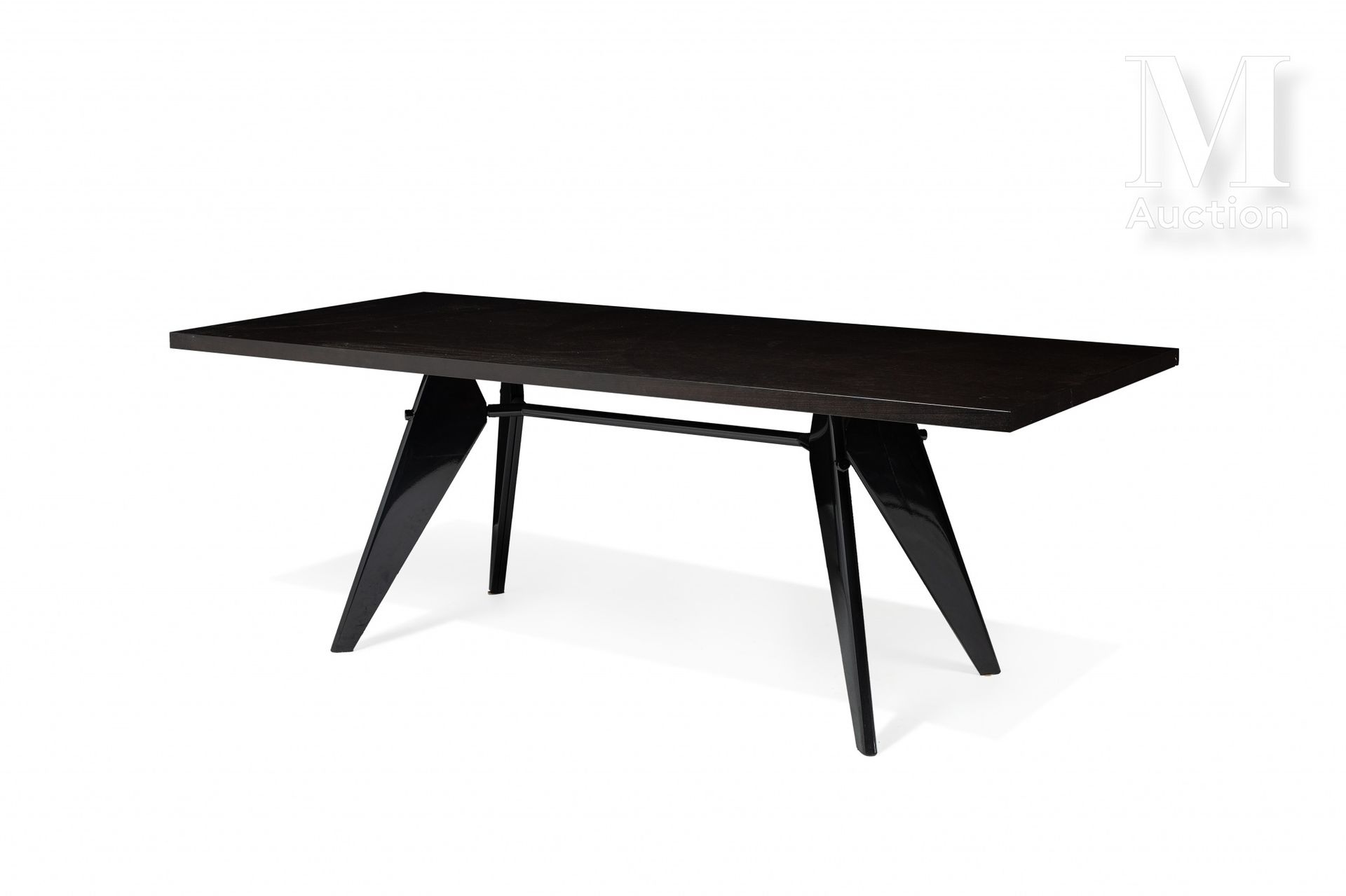 Jean PROUVÉ (1901 - 1984) "Table EM"

Editions Vitra

Piétement en tôle d'acier &hellip;